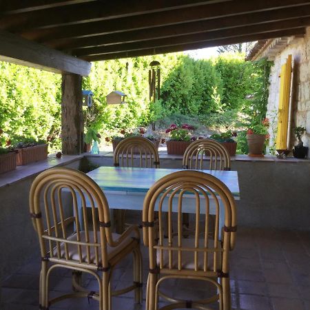Chez Patricia Bed & Breakfast Castelnau-Montratier Dış mekan fotoğraf